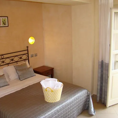 Antico Ricetto Hotel Portacomaro